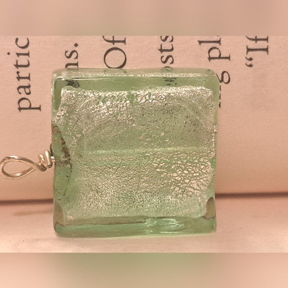 Jewelry - Murano glass pendant with silver leaf